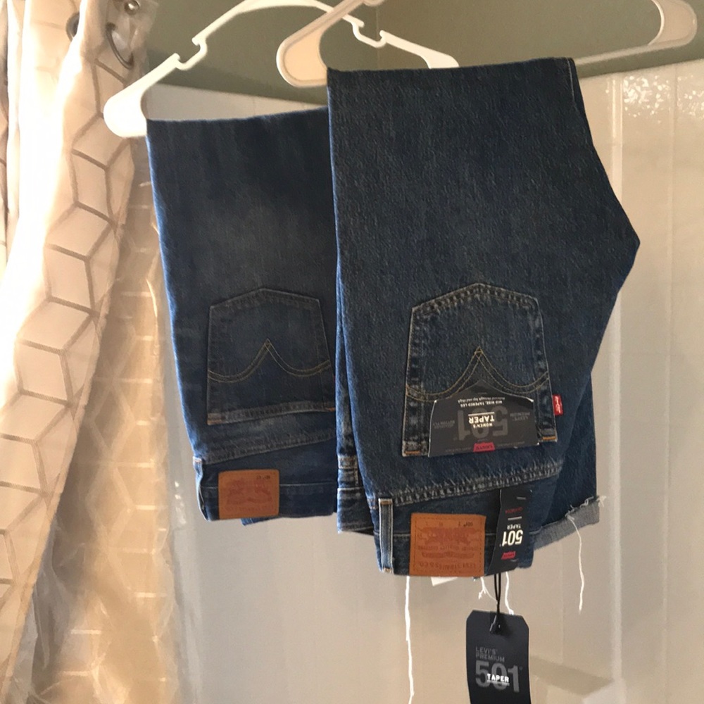 Bundle of 2 new unworn Levi’s